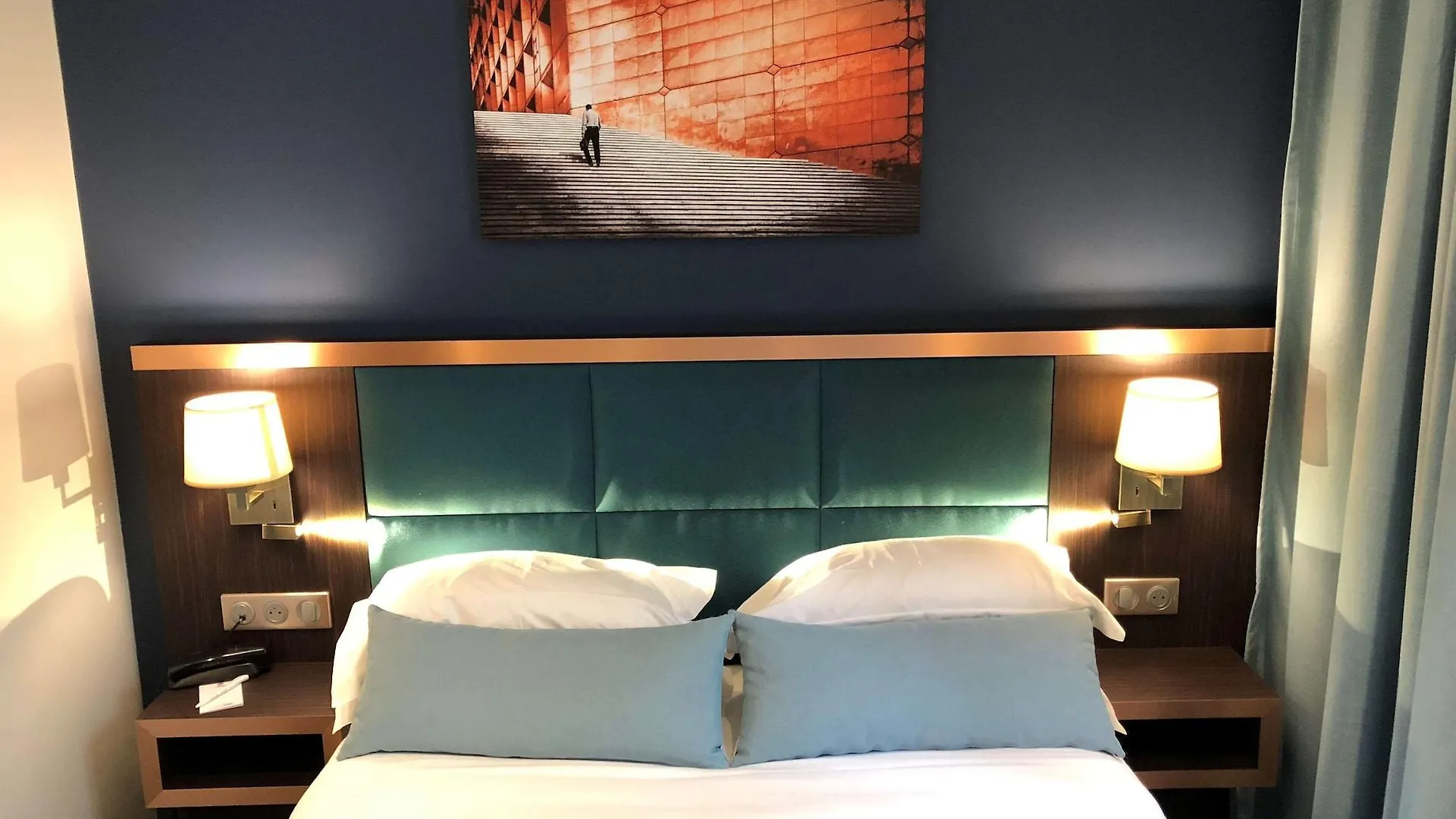 Hotel Western Empire Elysees 3*