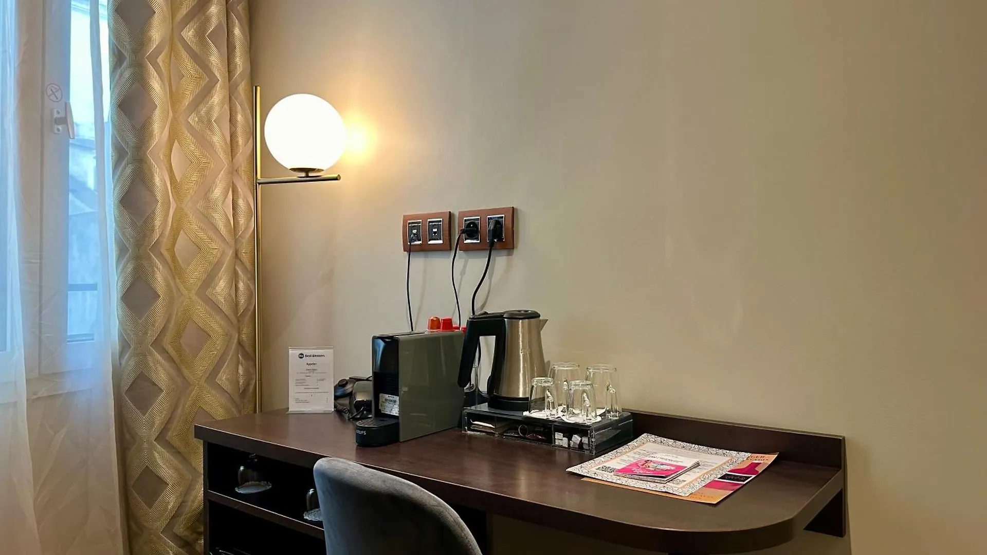 Hotel Western Empire Elysees 3*