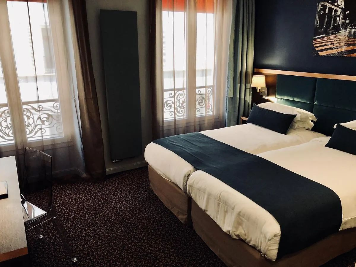 Western Empire Elysees Paris